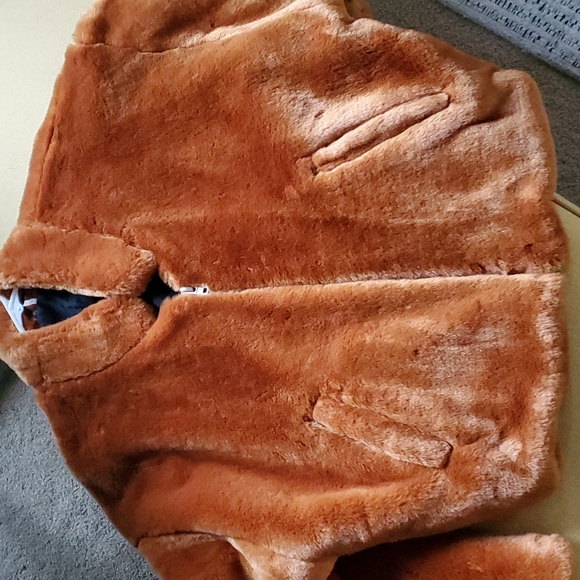 🌟 Free People Faux Fur Bomber Jacket - Picture 3 of 9